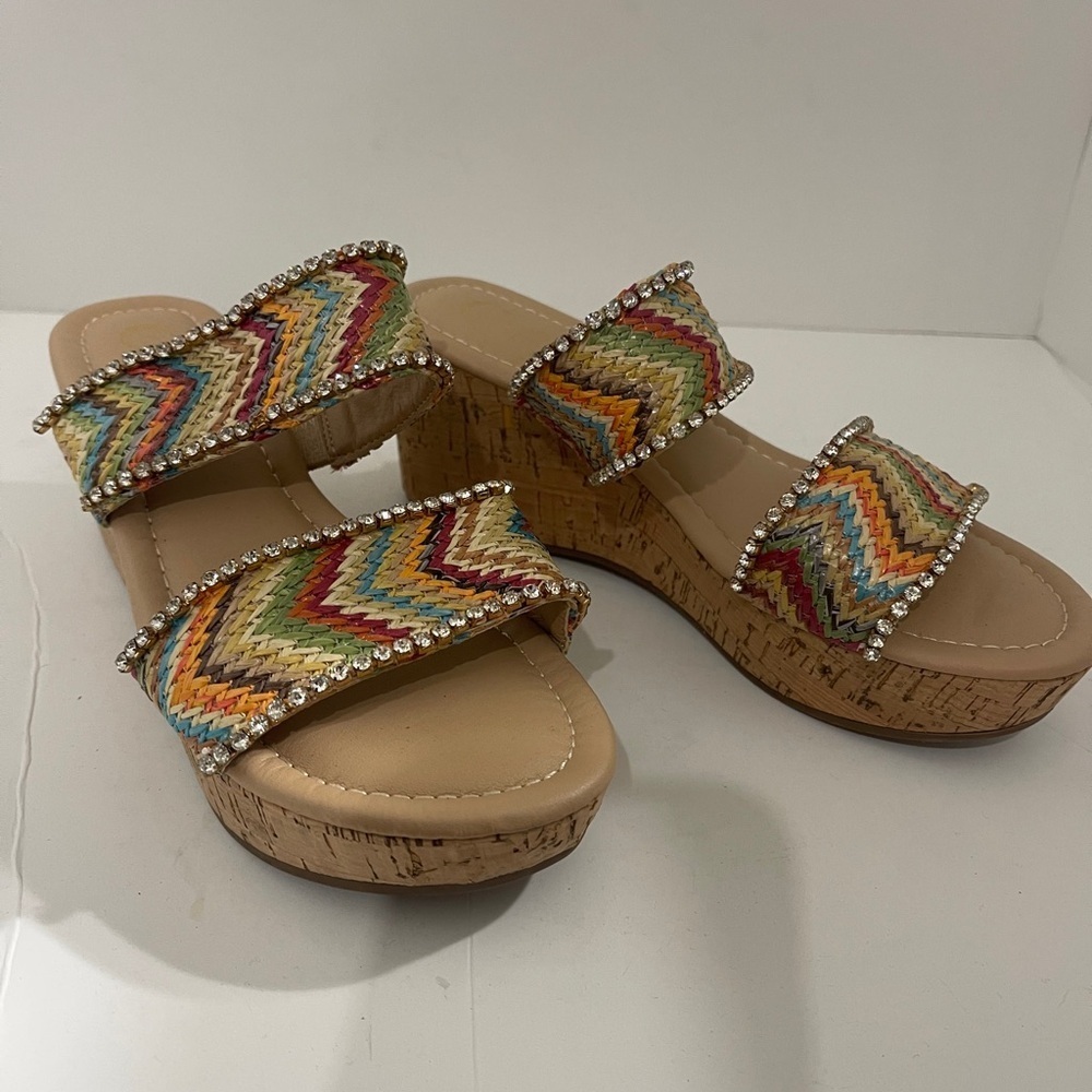 Colorful Woven Women's Sandals - Picture 2 of 6